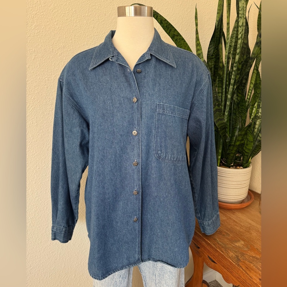 Vintage Denim Shirt 90s Western boho Button‎ Down Floral Detail button medium
